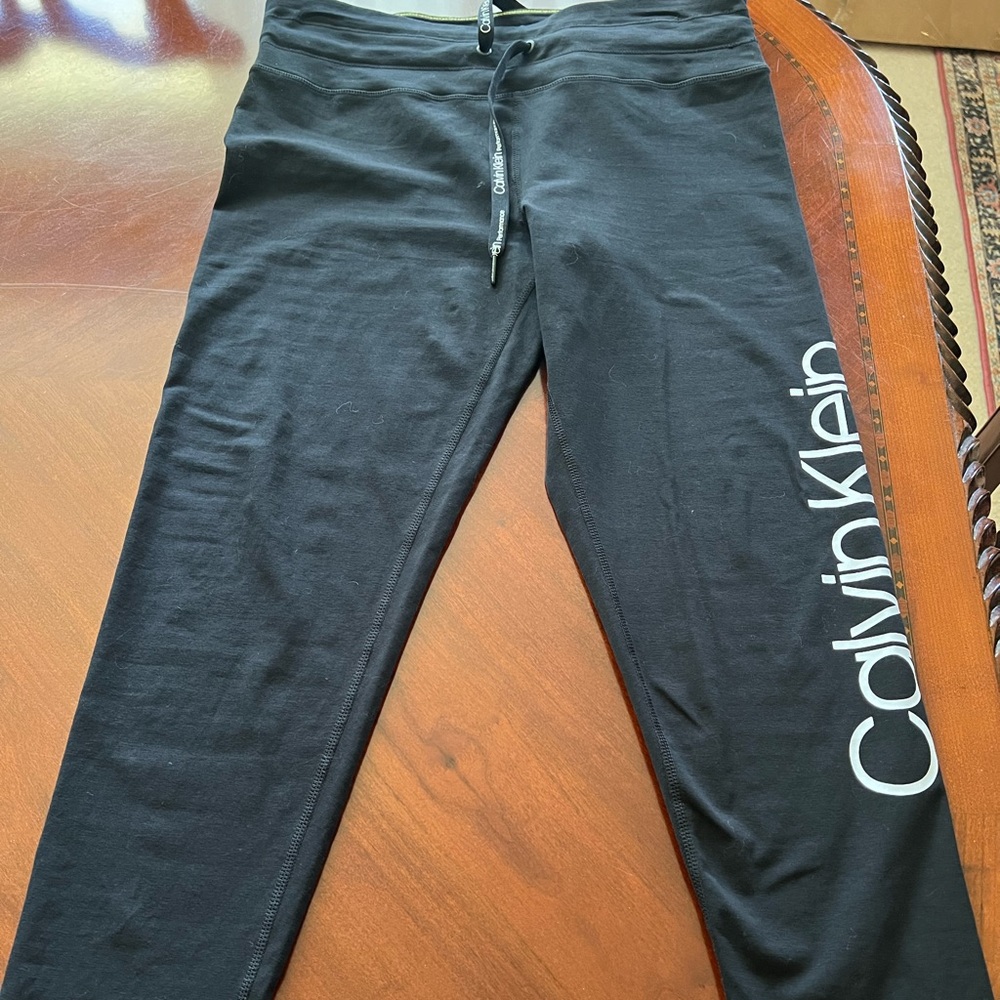 Calvin Klein Performance yoga pants. Color/Black. Size XL. Like new!